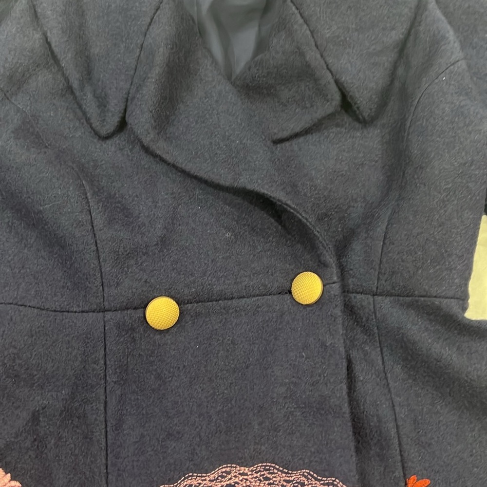 Sicheng.Lisha Coat - Picture 4 of 4